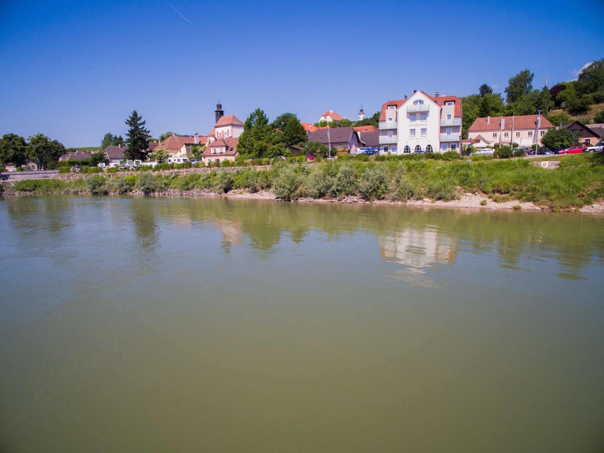 Hotel Donauhof Emmersdorf an der Donau Ngoại thất bức ảnh
