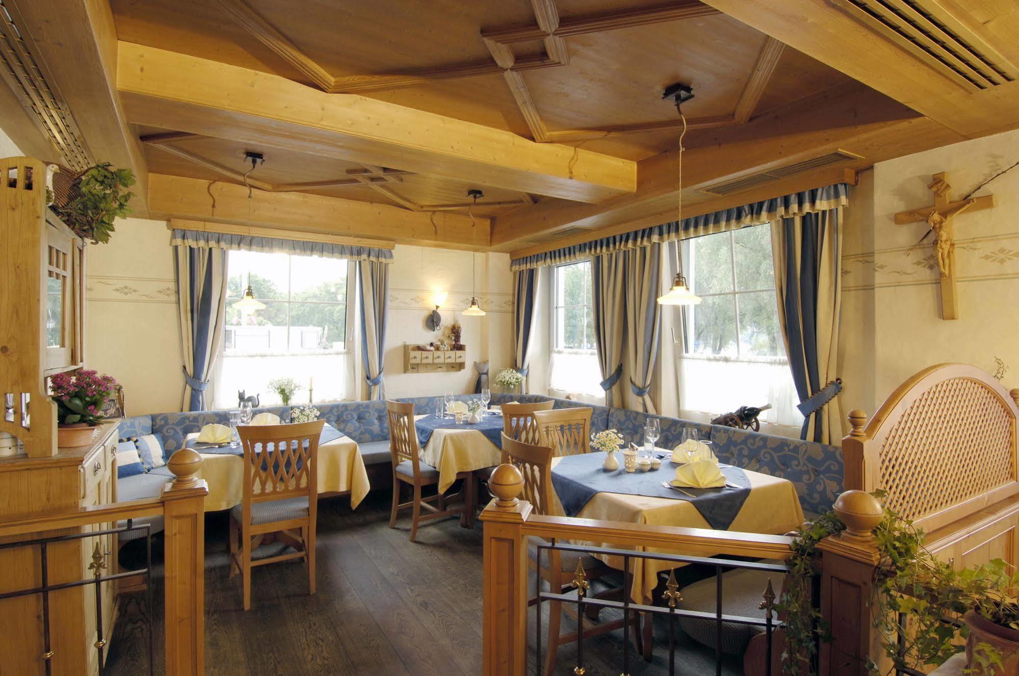 Hotel Donauhof Emmersdorf an der Donau Ngoại thất bức ảnh